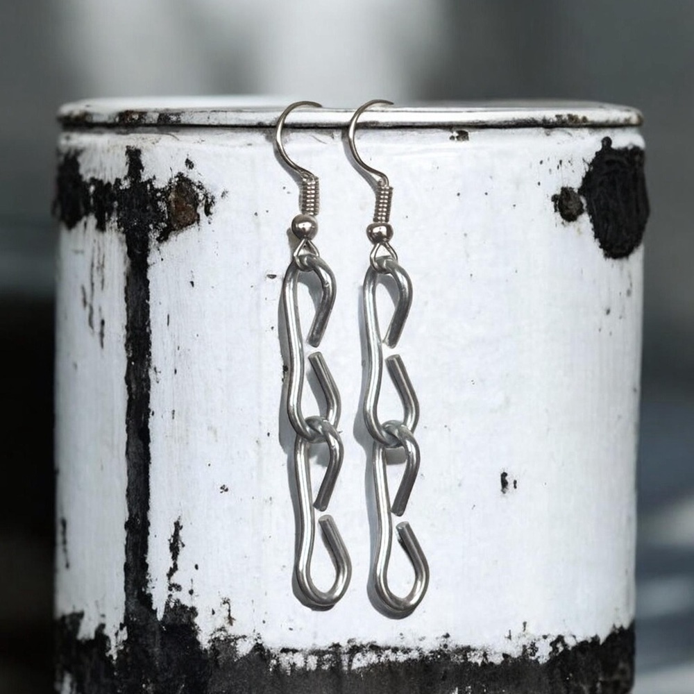 5 For $25💫Punk Rocker Silver Chain Dangles - Picture 4 of 6